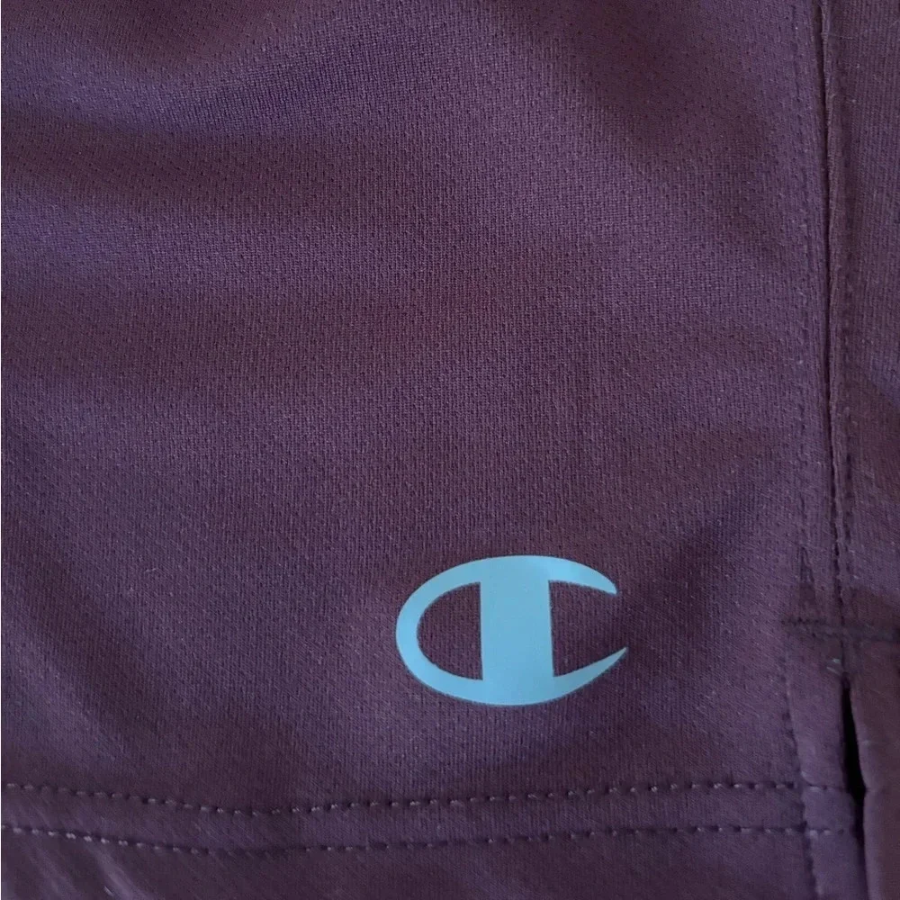 Champion Shorts With Pockets